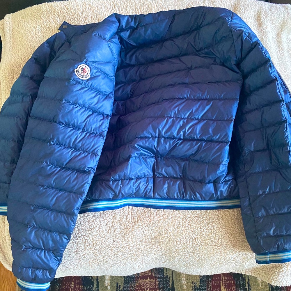 Moncler lounge saison coat